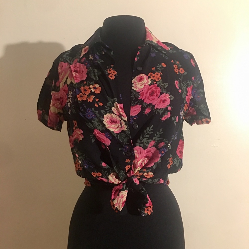 Women’s button down top